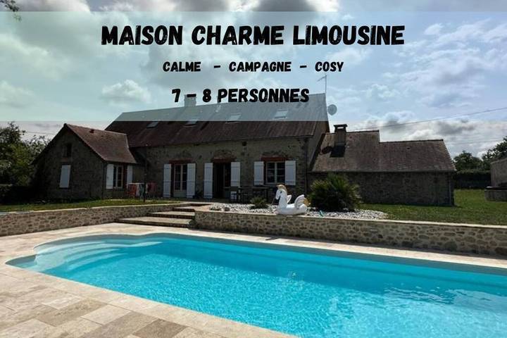 Location de vacances pour 7 personnes, avec jardin ainsi que piscine et vue à Lussac-les-Églises