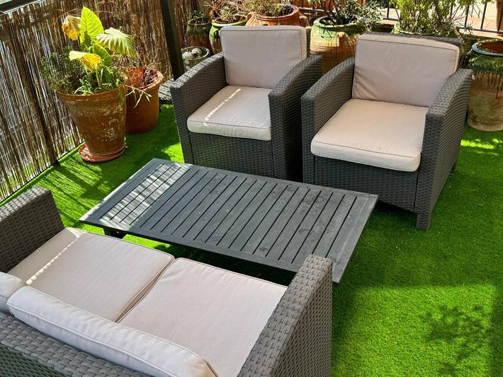 Gîte pour 6 personnes, avec vue ainsi que vue sur le lac et terrasse à Besalú - 4