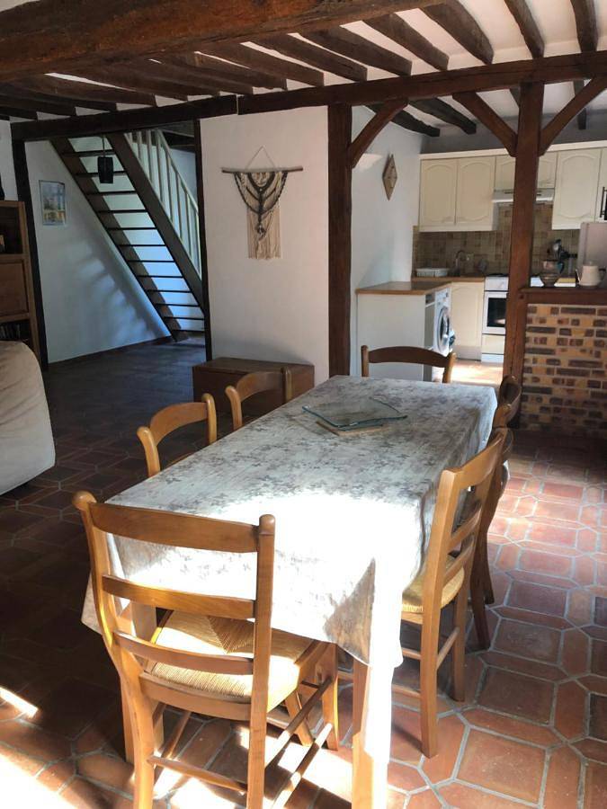 Location de vacances pour 5 personnes, avec Jardin et Piscine à Dampierre-sous-Bouhy - 3