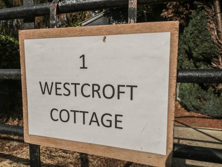 1 Westcroft Cottage in Stroud, Gloucestershire