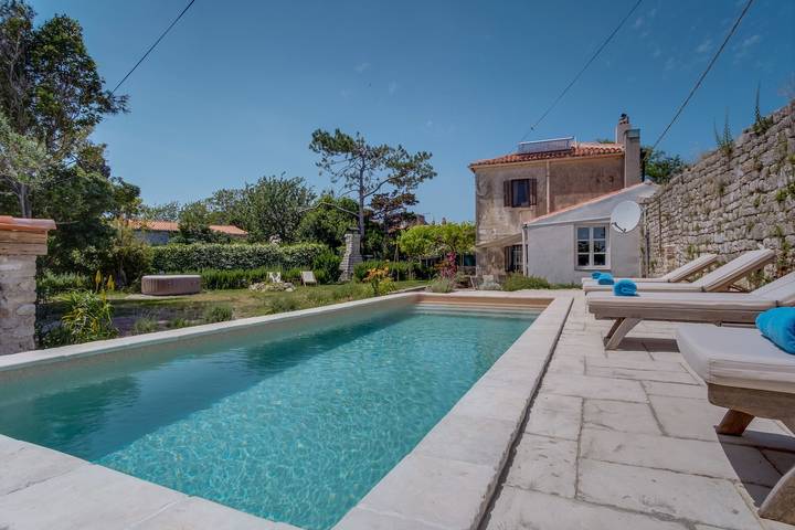Villa für 7 Personen, mit Pool und Garten, mit Haustier - 1