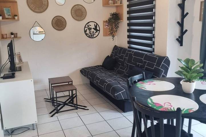 Chalet voor 6 personen, met zwembad en terras in Biscarrosse