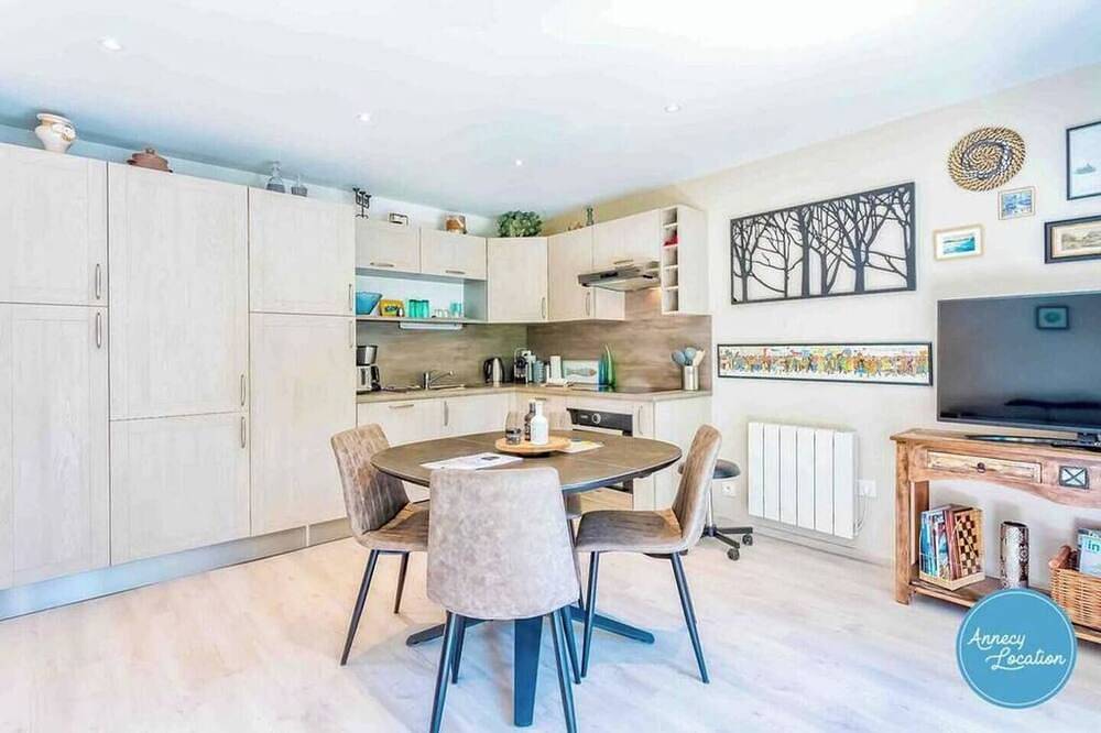 Apartamento entero, T2 Apartment - Résidence Rive Gauche in Menthon-Saint-Bernard, Región de Annecy