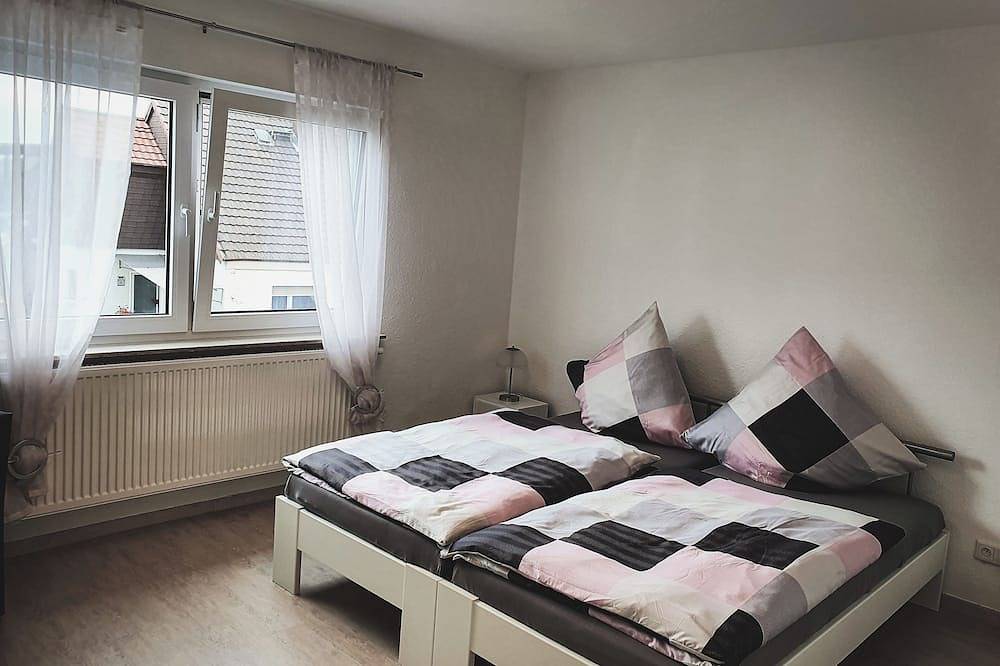 Ganze Wohnung, Ferienwohnung Ii Waldstraße - ideal für bis zu 4 Personen in Alsbach-Hähnlein, Südhessen