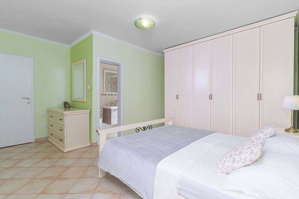Villa Sun - incantevole villa con piscina, ampio giardino e piena privacy in Canali, Dubrovnik-Neretva