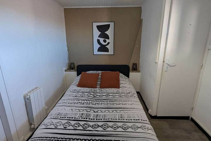 Apartamento entero, T3 atípico en el corazón del pueblo in Allauch, Costa mediterránea (Francia)