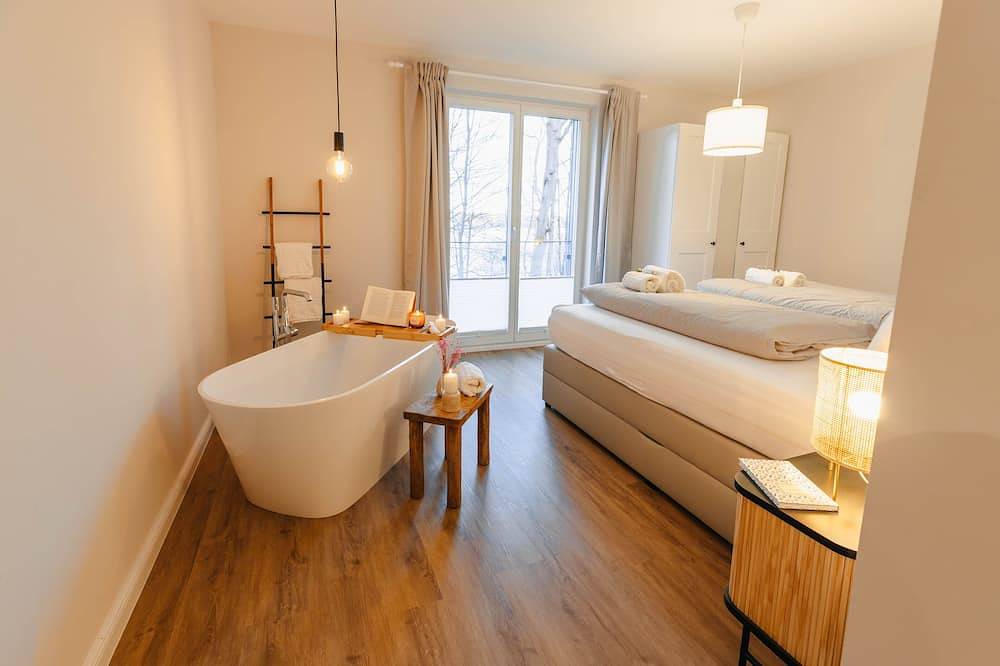Ganze Wohnung, Ferienwohnung mitten im Wald am Ratzeburger Küchensee in Ratzeburg, Ratzeburger See