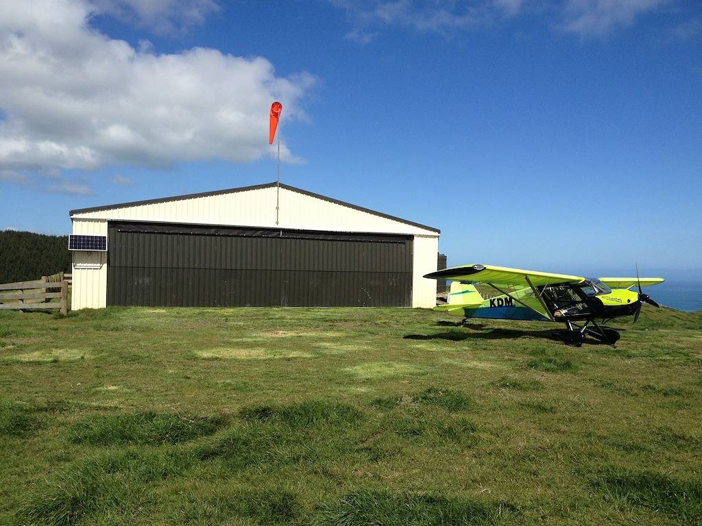 Entfliehen Sie Ihrem eigenen versteckten Tal und abgelegenen Strand an der wunderschönen Westküste! in Waikato