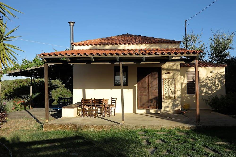 Amazing Country House With Stunning View in Chania und Umgebung