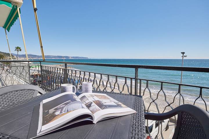 Appartamento per 5 persone, con Terrazza a Ceriale