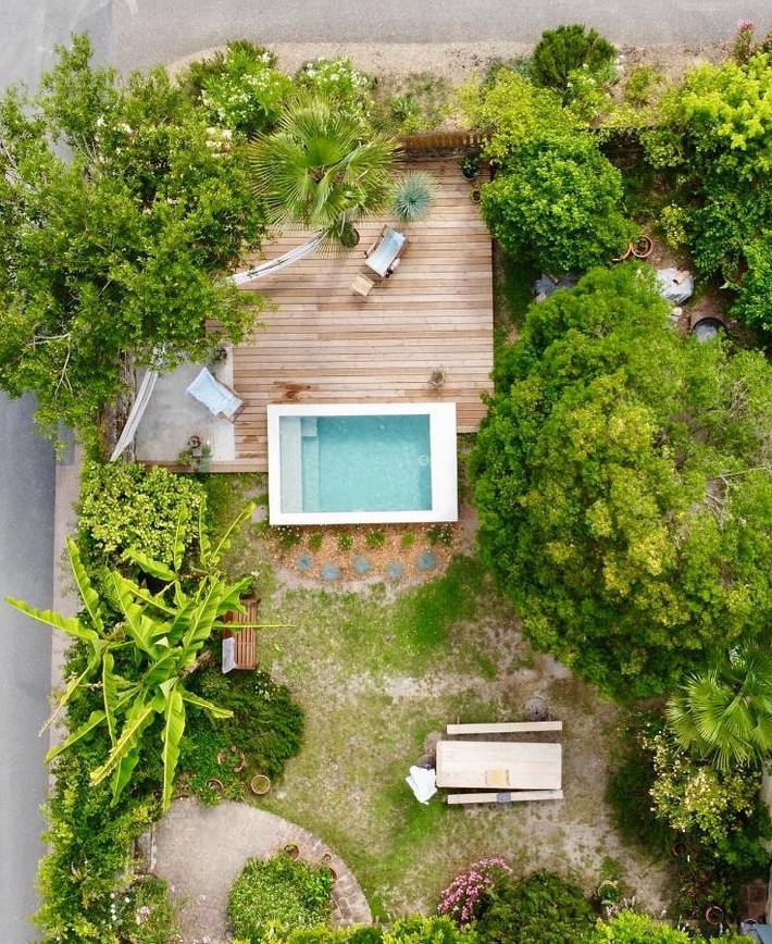 Chambre d’hôte pour 2 personnes, avec vue et jardin ainsi que piscine et terrasse