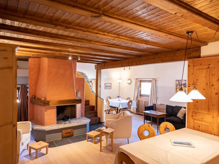 Ferienwohnung für 6 Personen, mit Balkon und Garten in La Punt-Chamues-ch