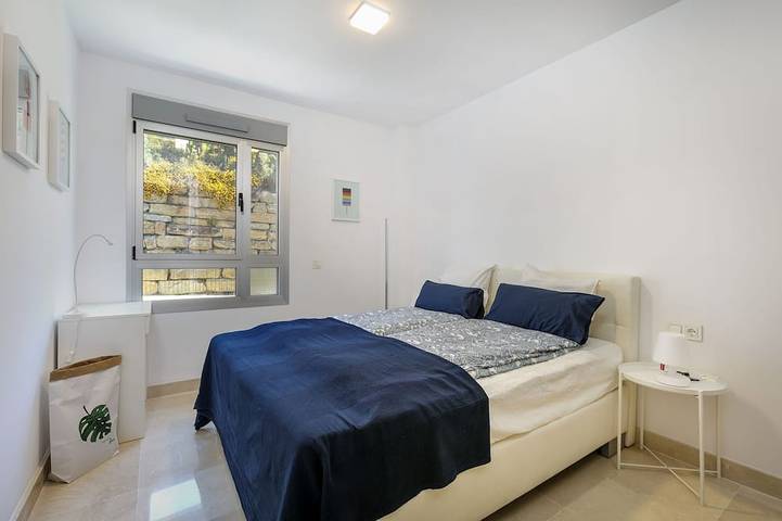 Ganze Wohnung, Luxus-Dreizimmerwohnung in Reserva de Alcuzcuz in El Castillo de la Heredia, Benahavís