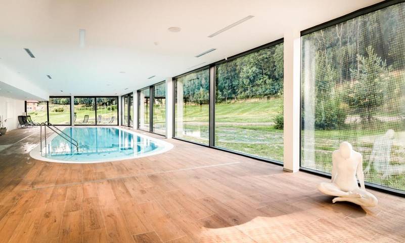 Hotel für 2 Personen, mit Sauna und Pool sowie Whirlpool und Garten in Karlsbad