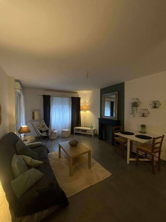 Appartement entier, One-Bedroom Apartment in Brest, Région de Brest