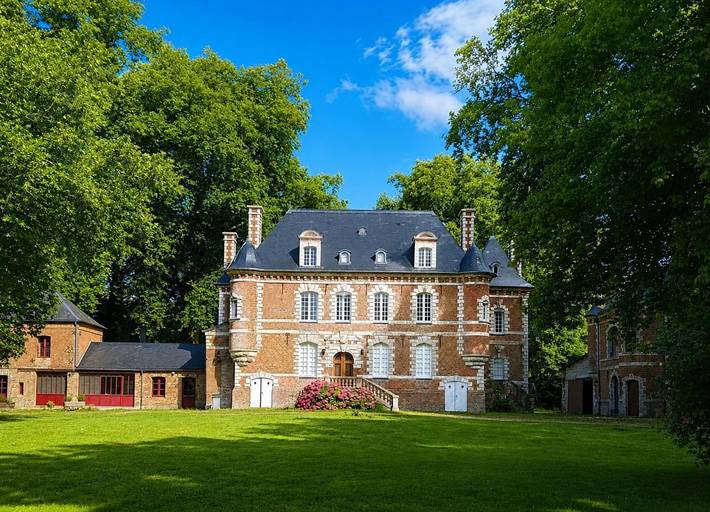 Location de vacances, avec Terrasse ainsi que Jardin et Vue à Blangy-sur-Bresle