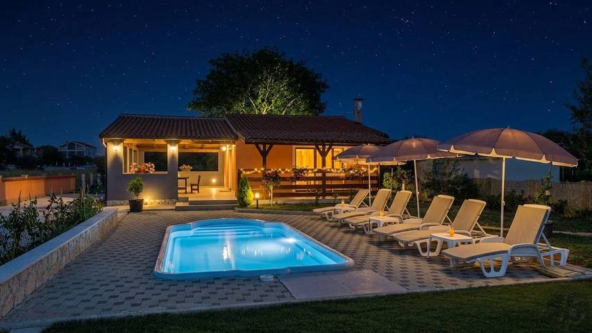Villa für 6 Personen, mit Terrasse und Pool, mit Haustier in Pula
