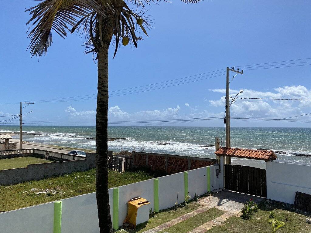 Casa a Beira mar in Camaçari, Bahia