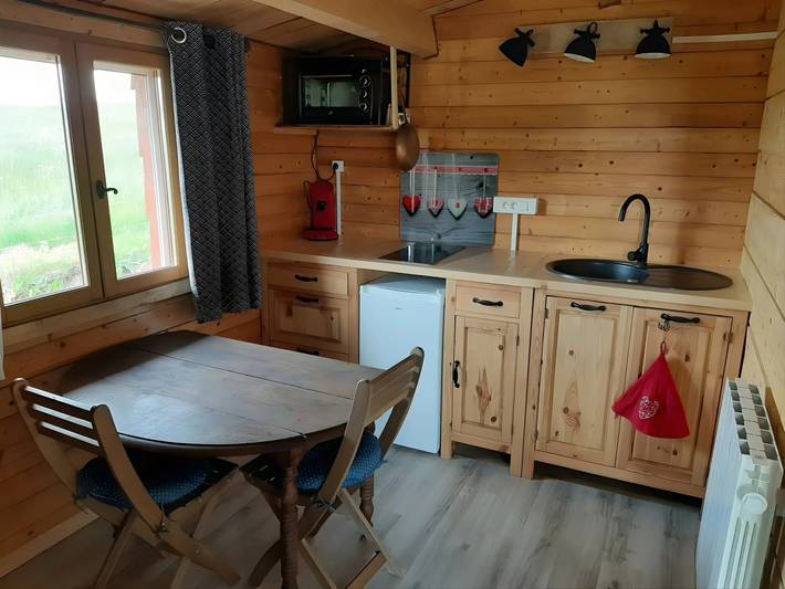 Gîte op de boerderij – Chalet per nacht te huur in Mazan-l'Abbaye, Ardèche