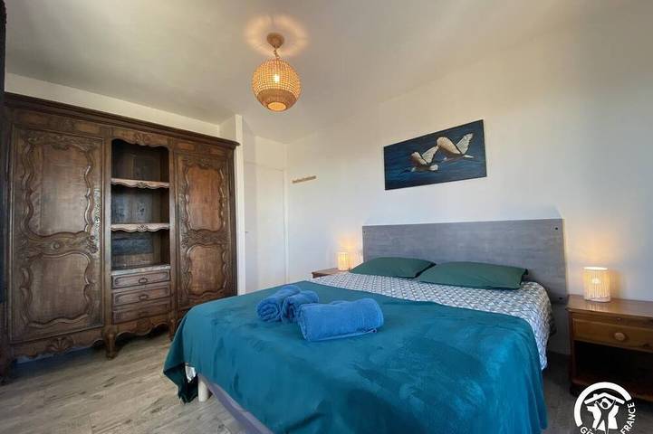 Location de vacances pour 6 personnes, avec jardin à Llauro - 3