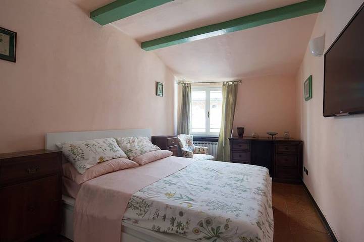 Entire apartment, Lerici, pedestrian zone, 80mt sea, 500mt beach, roof terrace, wifi, SatTV in Lerici, Lerici Municipality