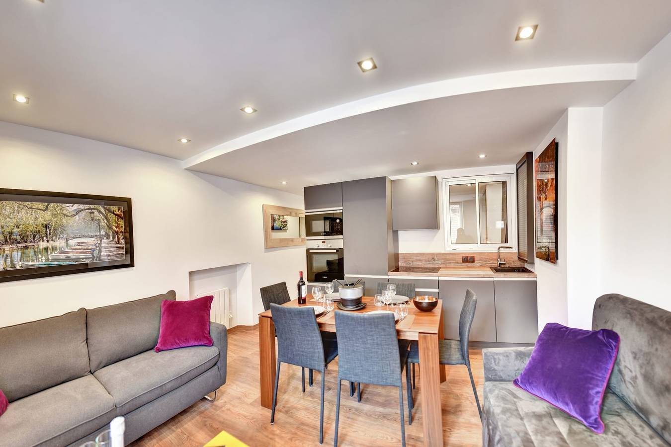 Entire apartment, Cozy apartment between lake and mountains in Annecy, Annecy region