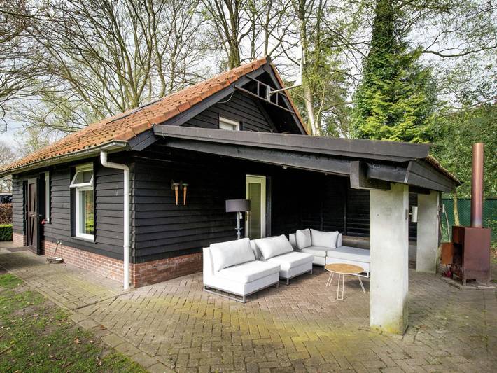 Beautiful holiday home in Leende with roofed terrace in Leende, Nordbrabant