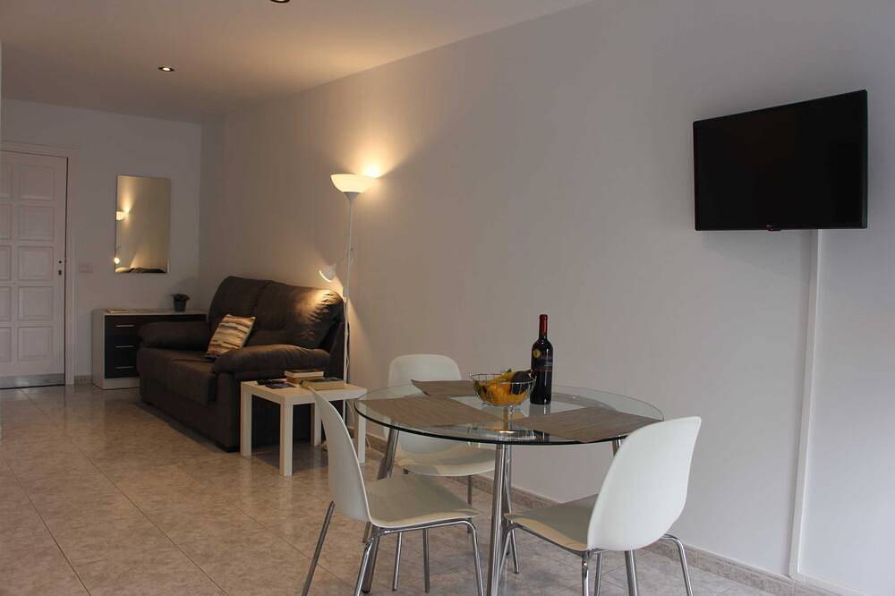 Entire apartment, Apartment Island, Spain in Los Llanos, Los Llanos de Aridane