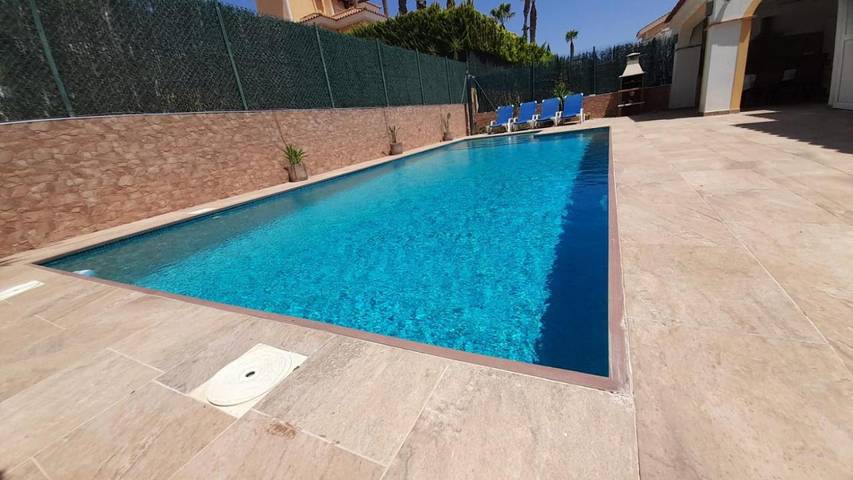 Casa rural para 5 personas, con jardín y piscina además de vistas y piscina para niños en Mazarrón