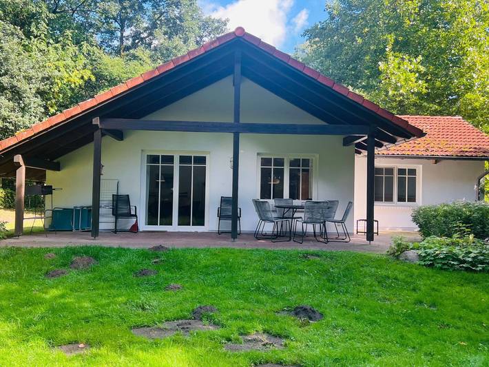 Ferienwohnung für 6 Personen, mit Terrasse und Garten in Neubukow-Salzhaff
