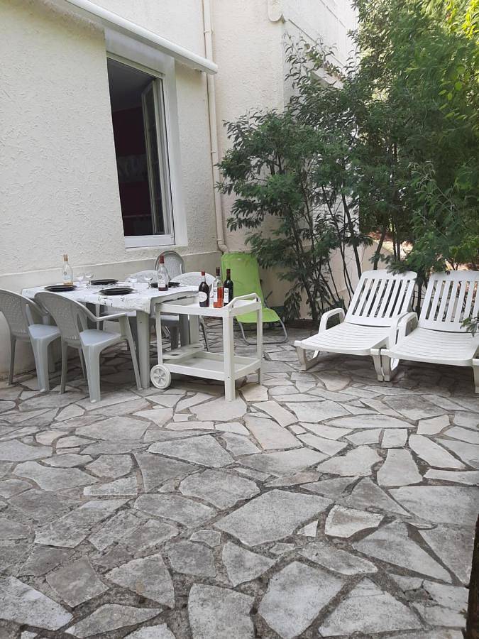 Gîte pour 4 personnes, avec Terrasse et Jardin dans Ronce-les-Bains - 4