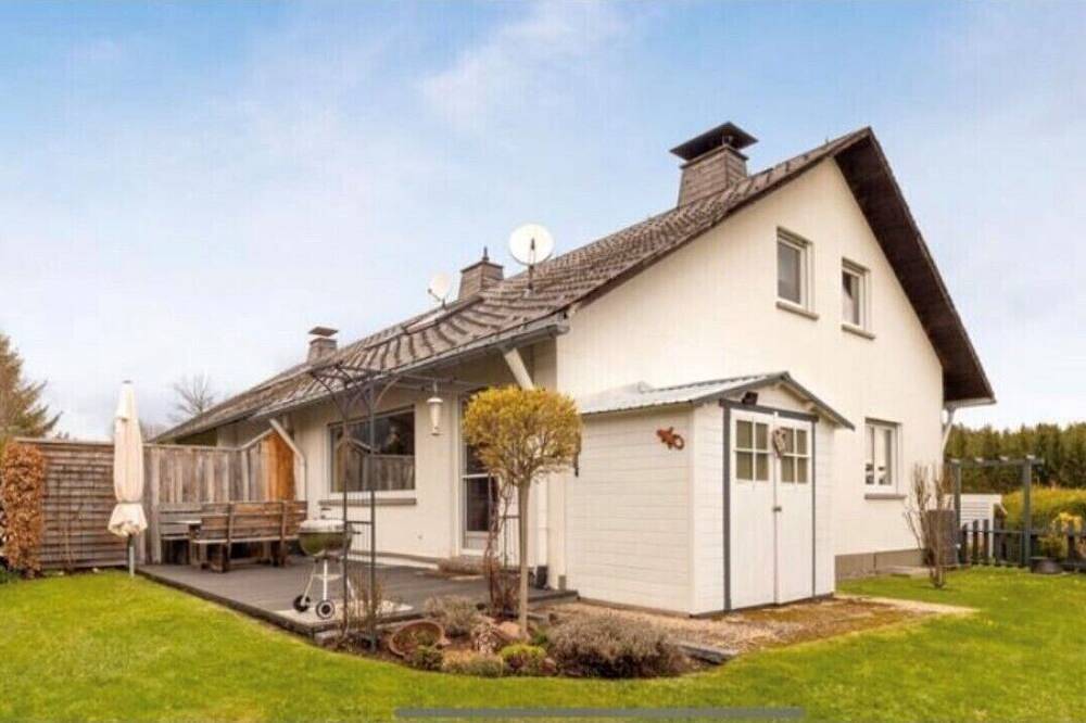 Haus am Feldberg mit großem Garten und Kamin in Altglashütten (Feldberg), Feldberg