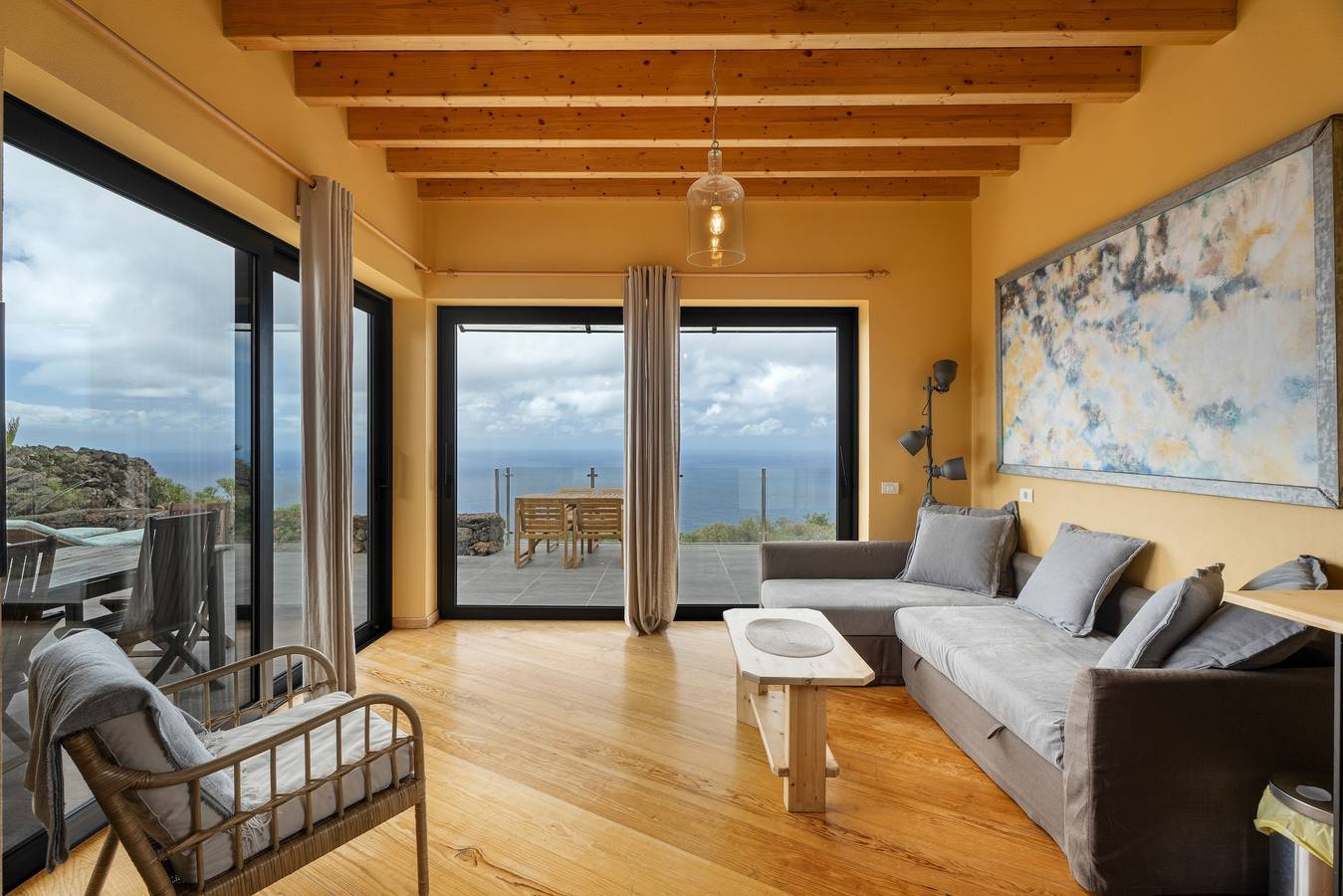 Ferienhaus 'La Torre' mit privater Terrasse, Garten und Wlan in Valverde, El Hierro