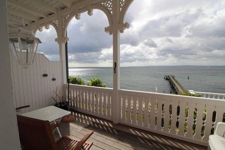Ferienhaus mit Meerblick für 2 Personen, mit Balkon und Seeblick sowie Ausblick in Sassnitz - 2