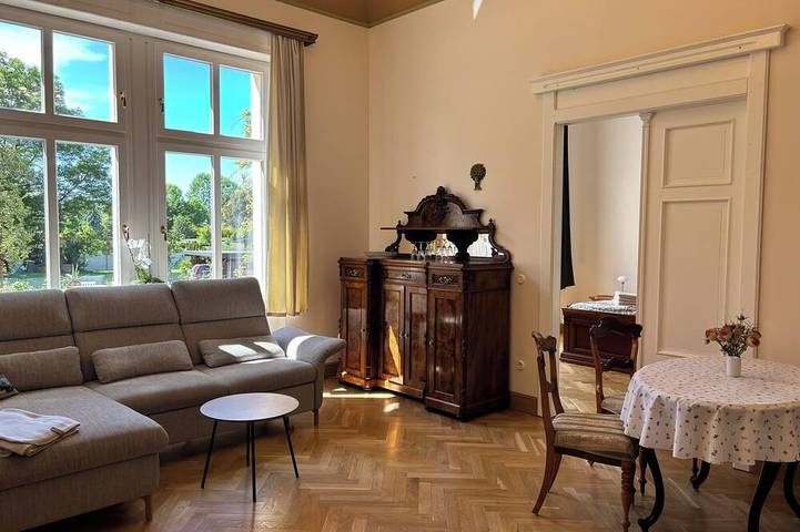 Ganze Wohnung, Stilvolle Jugendstil-Wohnung in ländlicher Idylle in Zerbst/Anhalt, Elbe-Börde-Heide