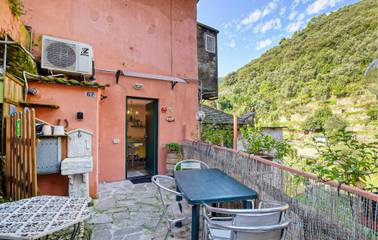 Cottage pour 4 personnes, avec terrasse à Sori