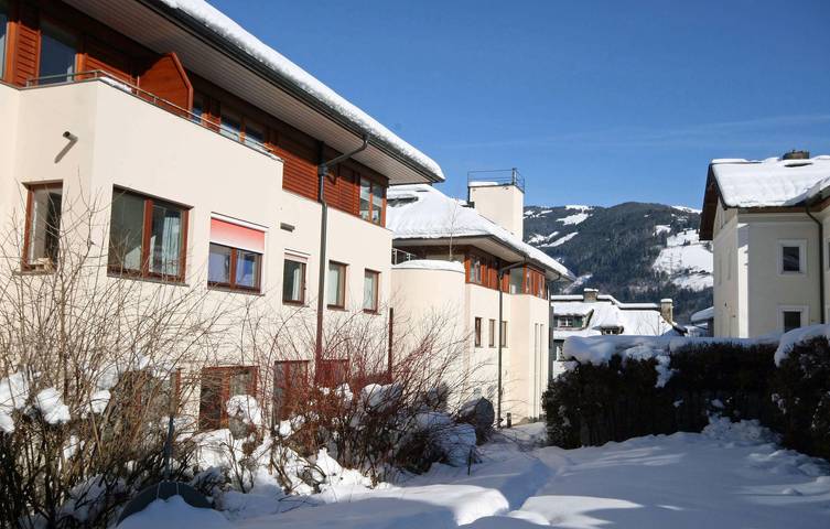Appartement de vacances entier, * 3-Raum-Ferienwohnung für 4 bis 6 Personen, Nr. 1 in Zell am See (Ville), Zell am See