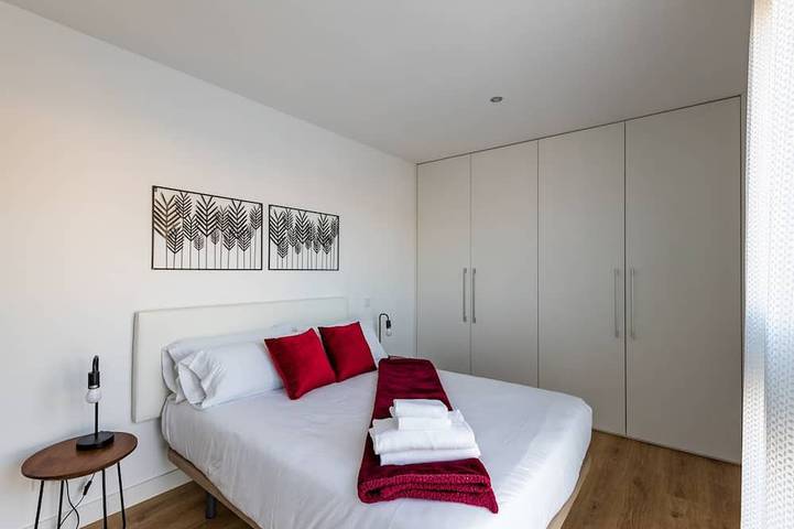 Apartamento entero, Arturo Soria - Tríplex de 1 Dormitorio con terraza in Madrid, Área Metropolitana de Madrid