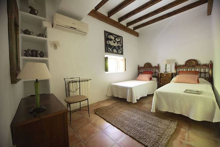 Finca für 6 Personen, mit Terrasse und Garten in Ibiza Stadt - 2