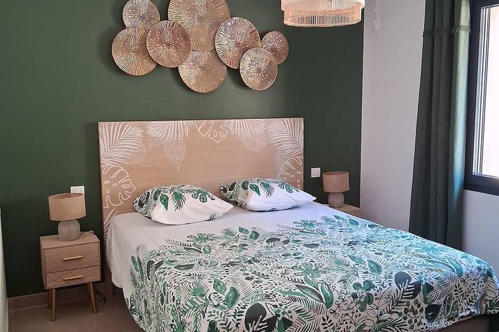 Location de vacances pour 8 personnes à Sainte-Anastasie-sur-Issole - 2