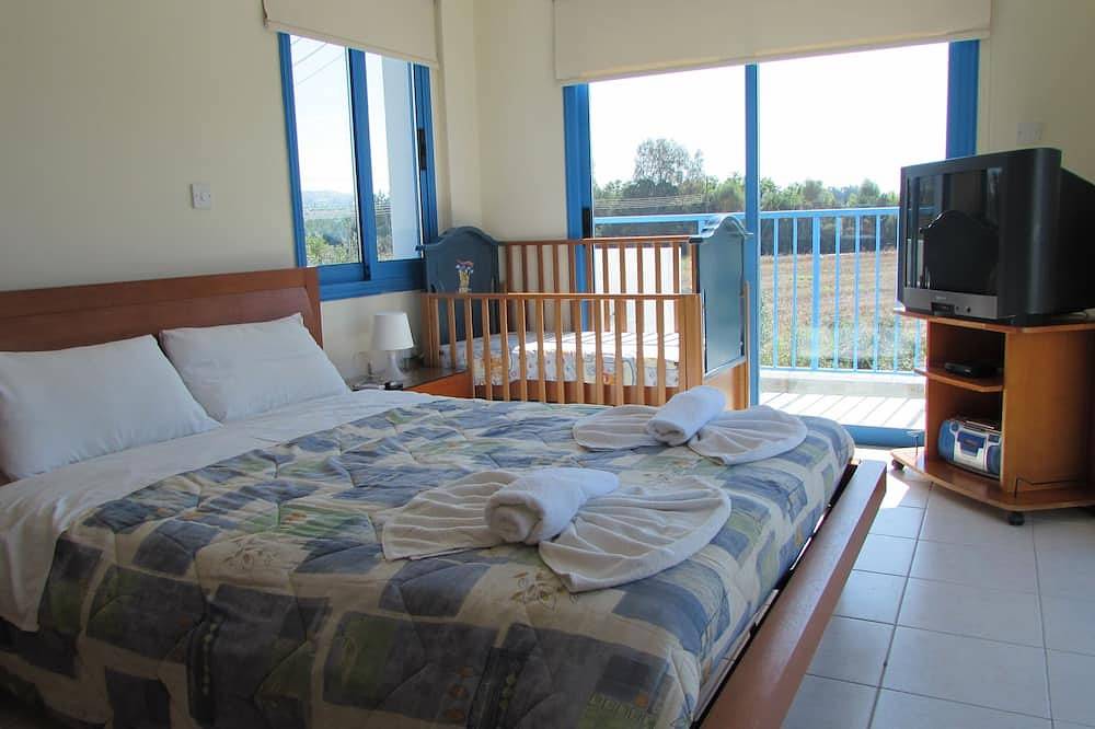 Villa de lujo con piscina, a 3 minutos de la playa Ang Big Private Garden in Yeroskipou, Chipre Sur
