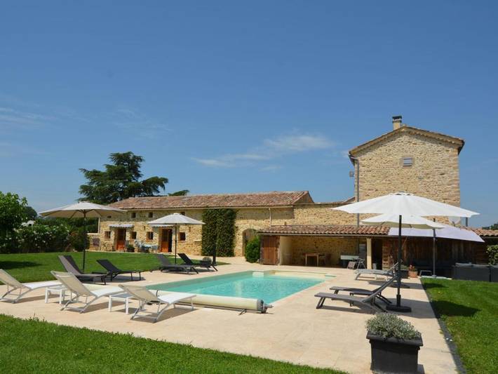 Gîte pour 4 personnes, avec piscine ainsi que terrasse et jardin à Saint-Denis (Gard)