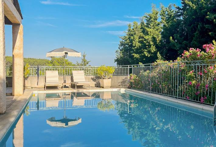 Location de vacances pour 6 personnes, avec jardin et terrasse à Flayosc - 4