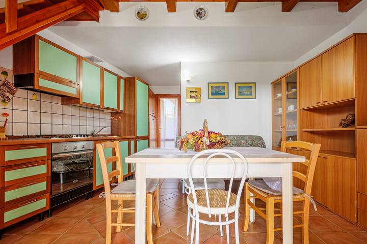 Villa 'Villino Grazia 2' avec terrasse privée, jardin et climatisation in San Teodoro, Olbia-Tempio