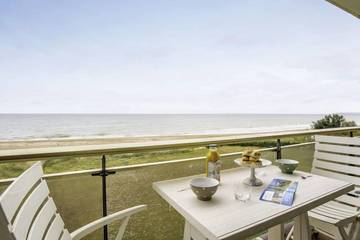 Gîte pour 2 personnes, avec piscine et balcon à Varaville
