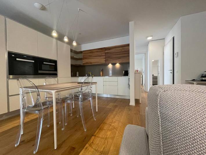 Ferienwohnung für 4 Personen, mit Balkon und Terrasse sowie Garten und Ausblick in Canobbio