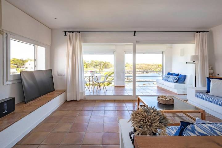 Casa de vacaciones para 8 personas, con vistas además de terraza y jardín - 1
