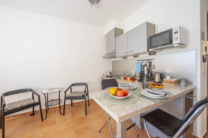 Ferienwohnung für 2 Personen, mit Terrasse und Kinderpool sowie Seeblick in Lugano - 4