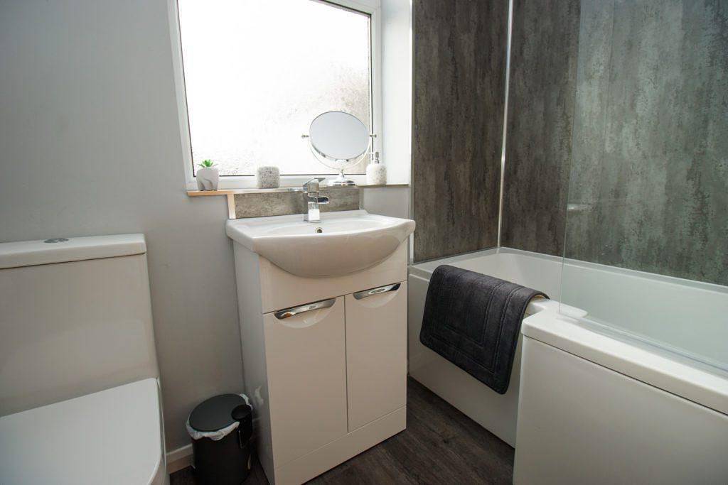 2 Bed Bungalow - Sleeps 4 - Pets - Parking - Wifi in North Yorkshire
