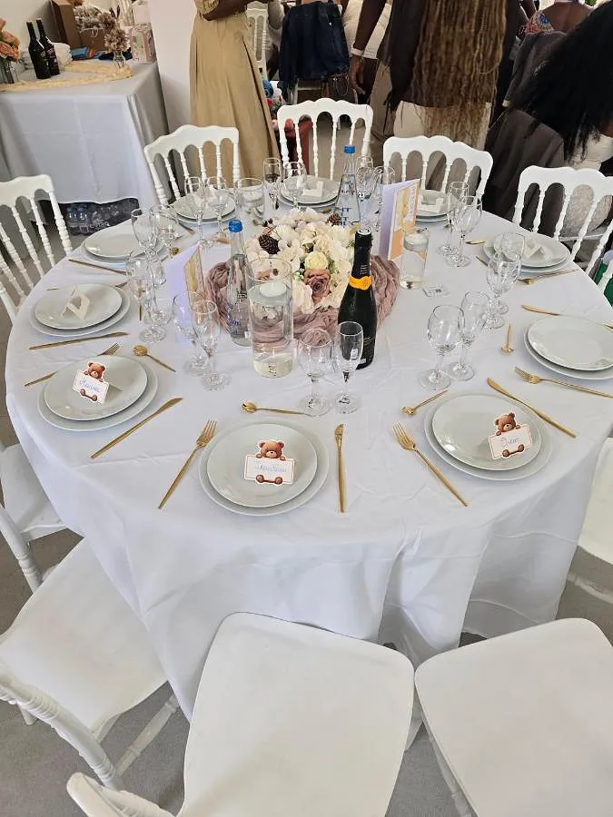 Villa pour 13 personnes, avec terrasse ainsi que piscine et vue, animaux acceptés - 1